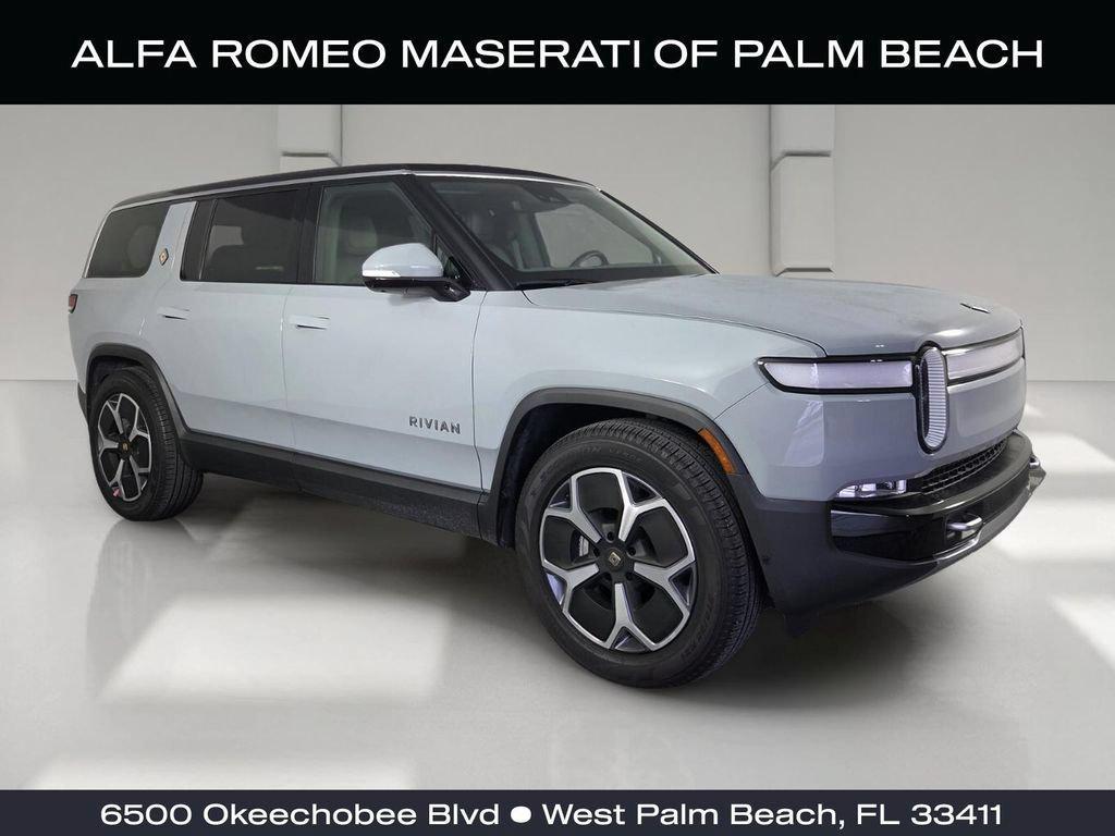 Rivian R1S 2024