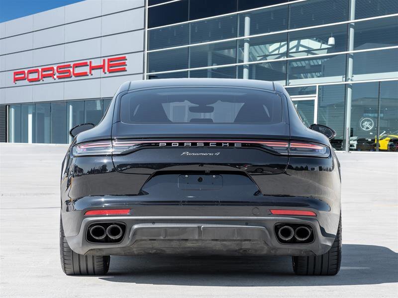 Porsche Panamera 2022