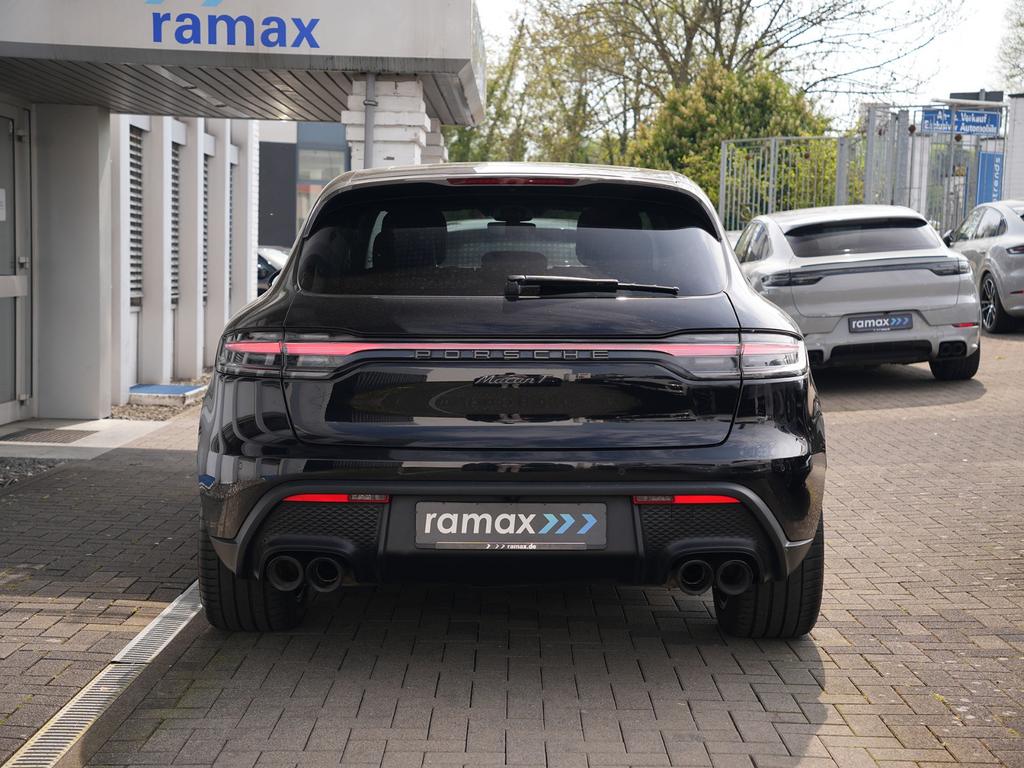Porsche Macan 2022