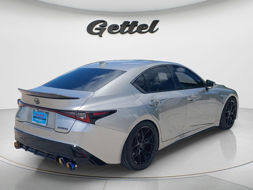 Lexus IS 2023