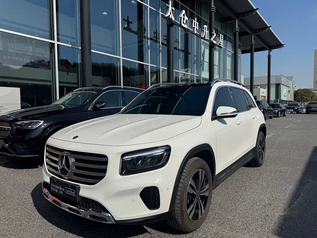 Mercedes-Benz GLB 2024