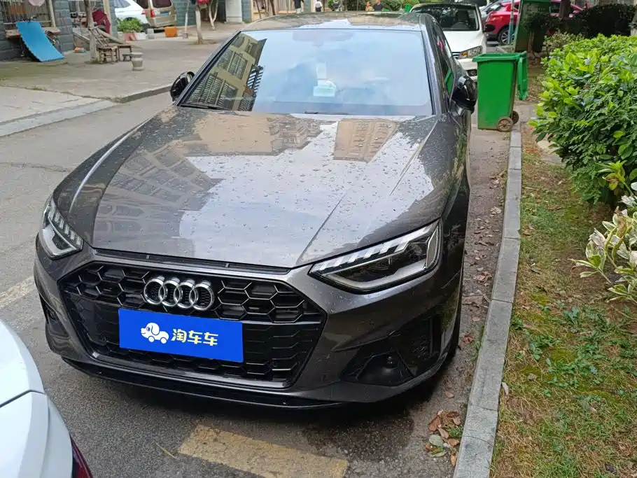 Audi A4 2024