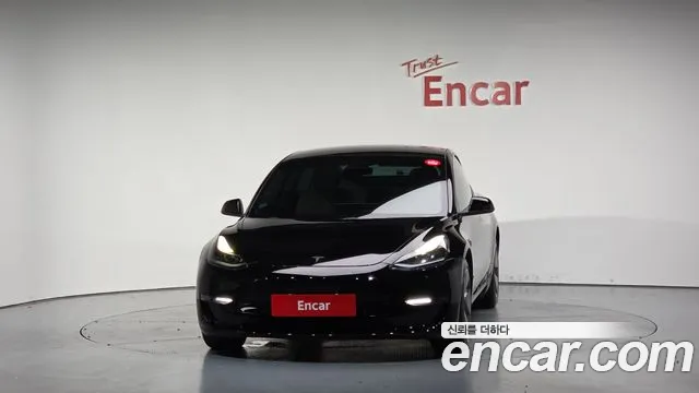 Tesla Model 3 2021