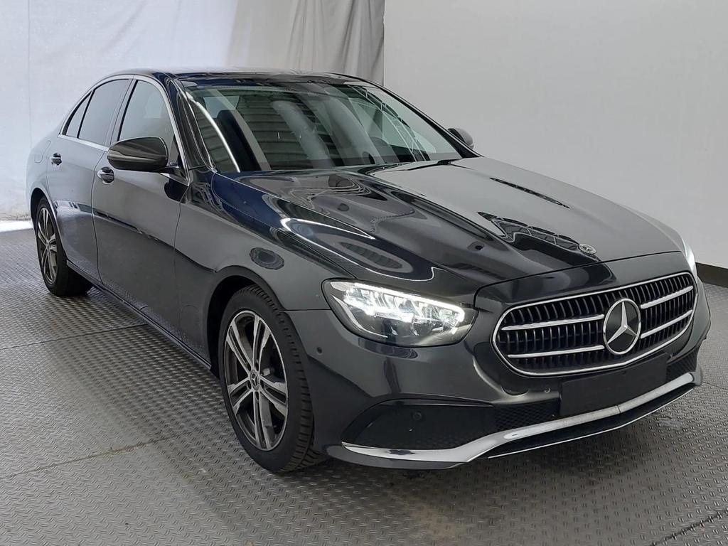 Mercedes-Benz E 200 2022