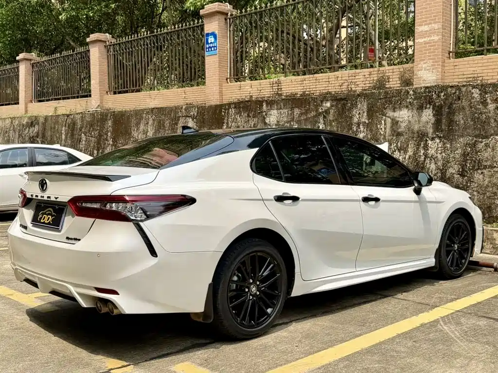 Toyota Camry 2023