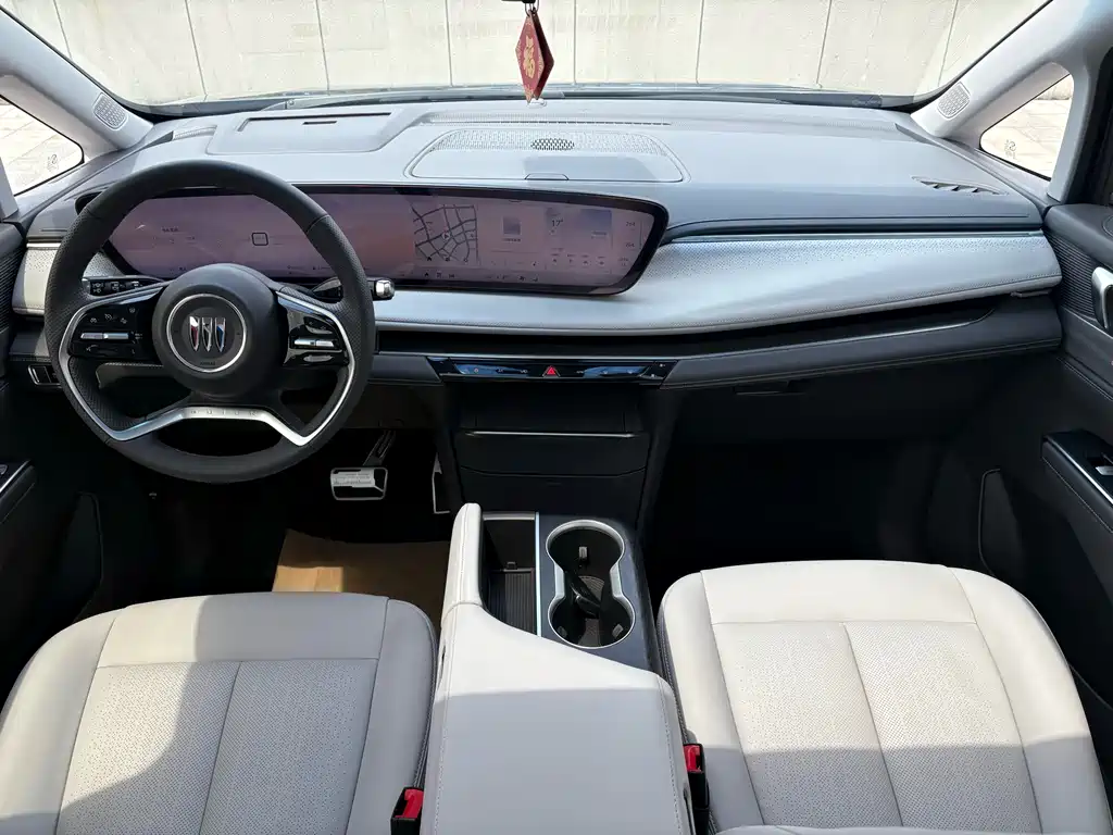 Buick GL8 2024