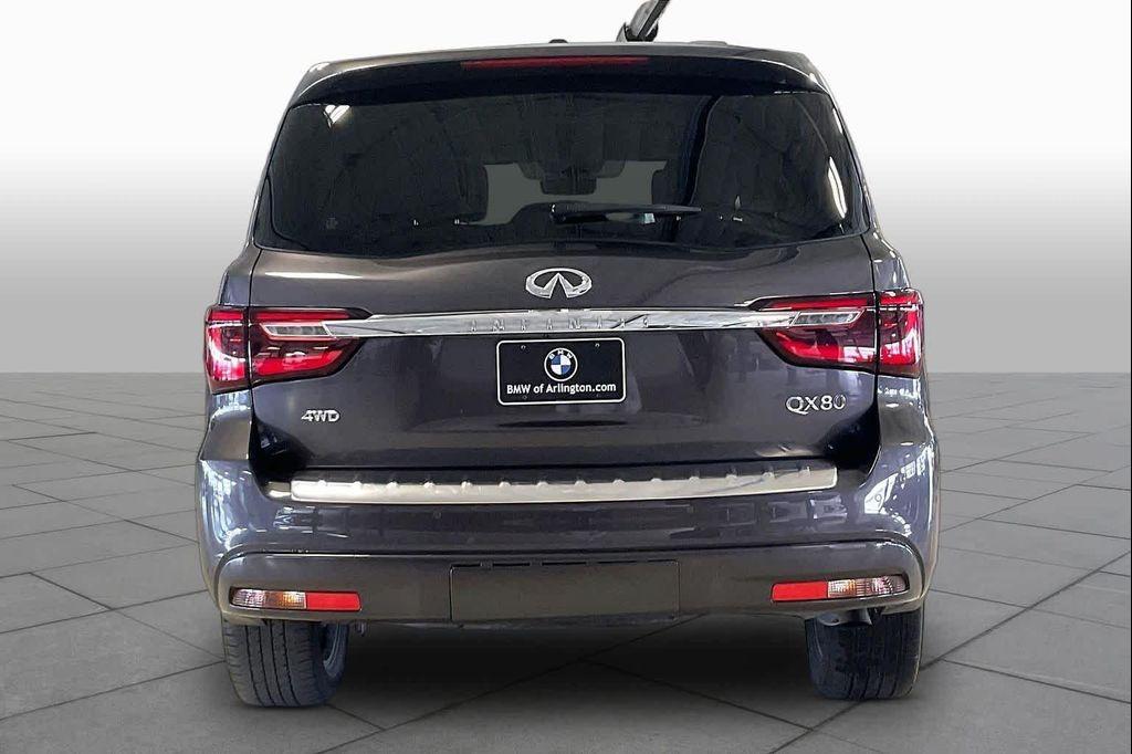 Infiniti QX80 2023