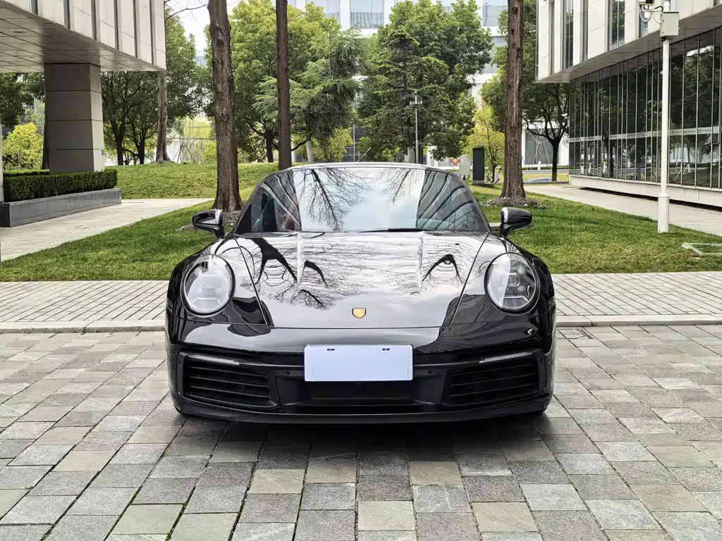 Porsche 911 2021
