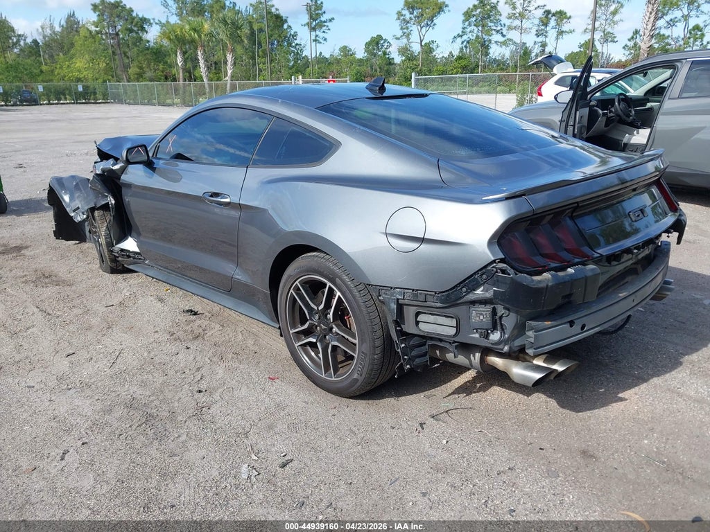 Ford Mustang 2021