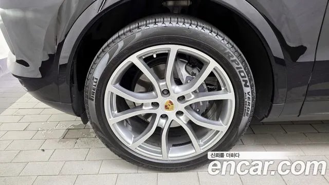 Porsche Cayenne 2020