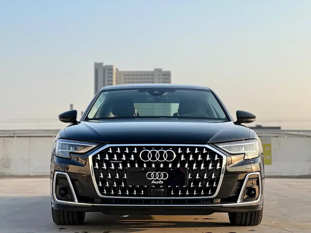 Audi A8 2024
