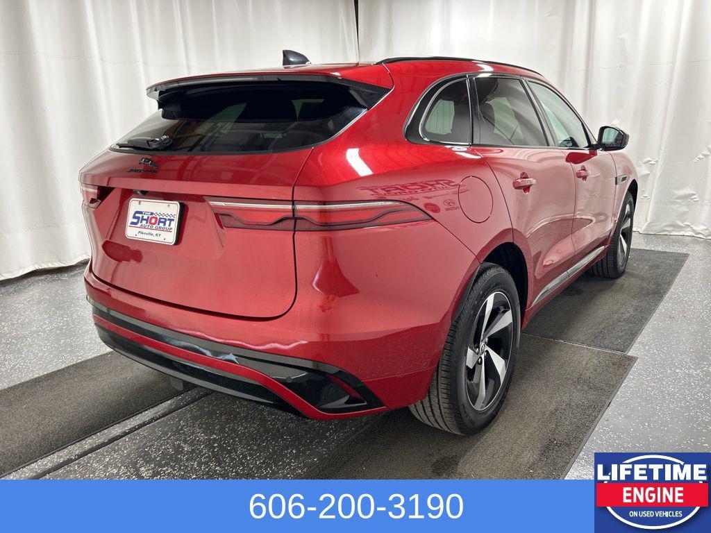 Jaguar F-Pace 2024
