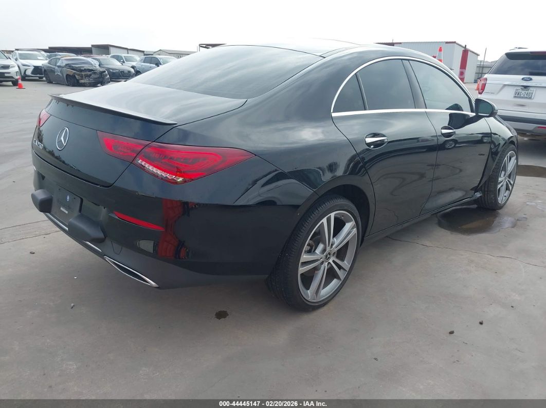 Mercedes-Benz CLA 2022