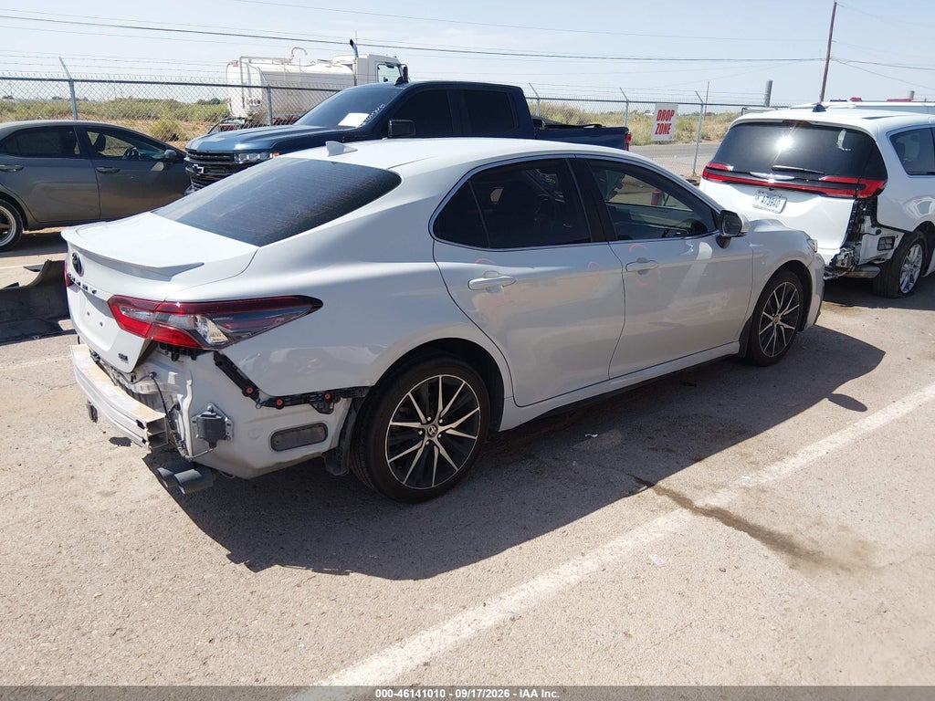 Toyota Camry 2023