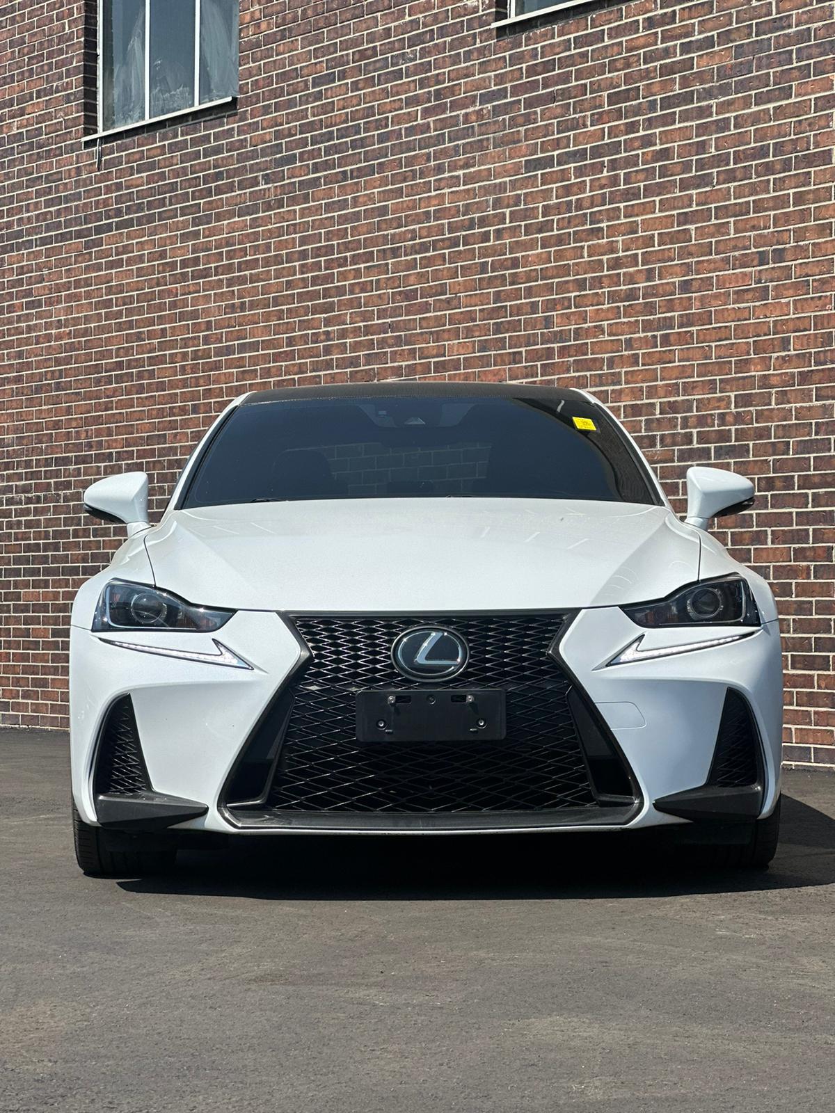 Lexus IS 2020
