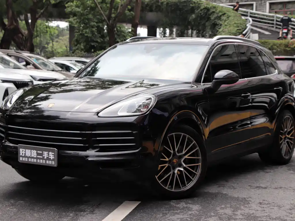 Porsche Cayenne 2022