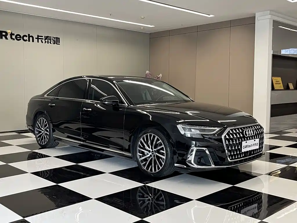 Audi A8 2023