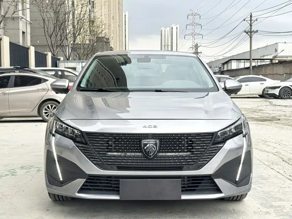 Peugeot 408 2025