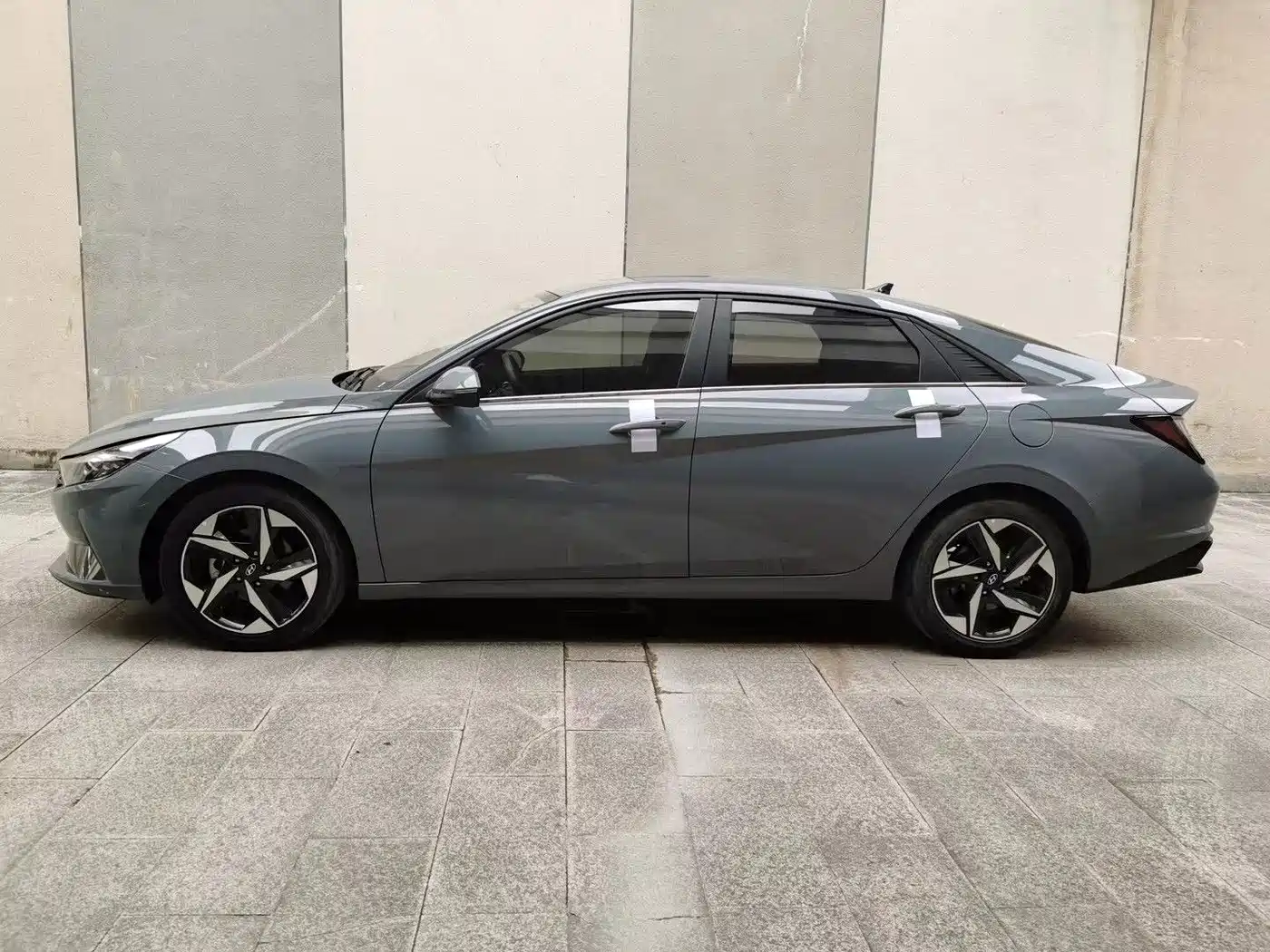 Hyundai Elantra 2022
