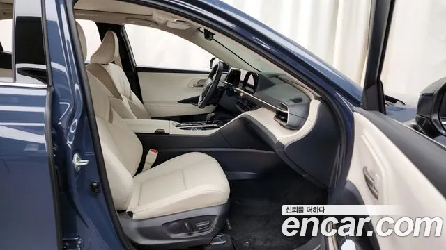 Toyota Crown 2025