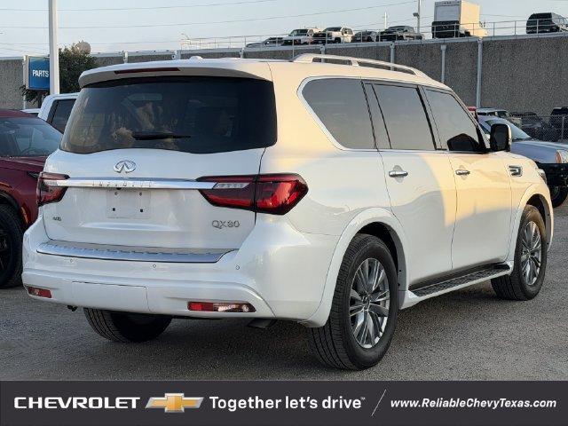 Infiniti QX80 2023