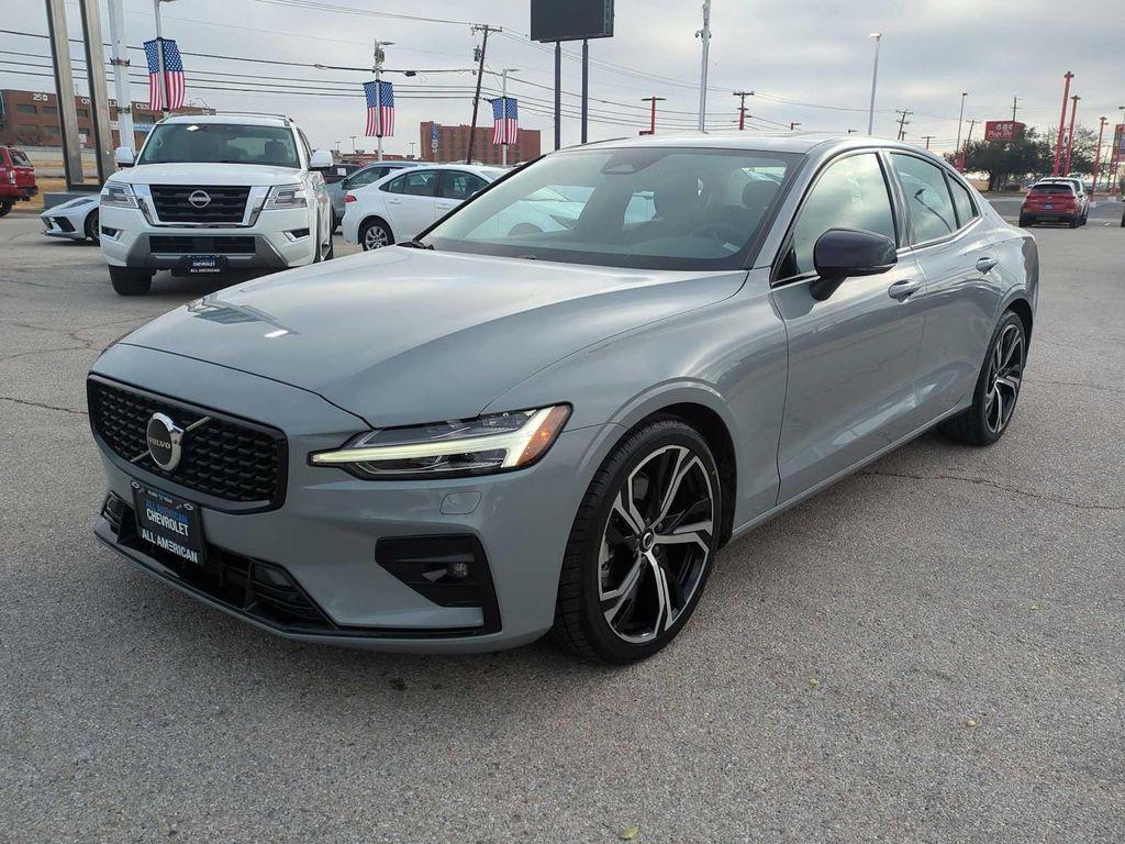 Volvo S60 2024