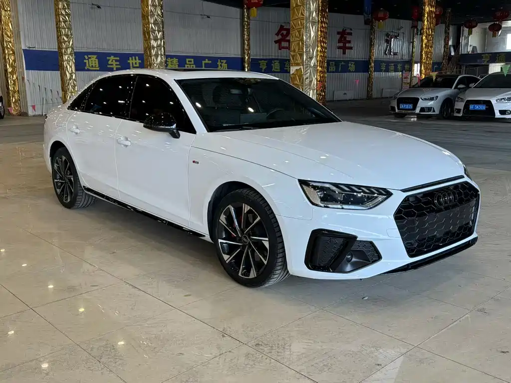 Audi A4 2023