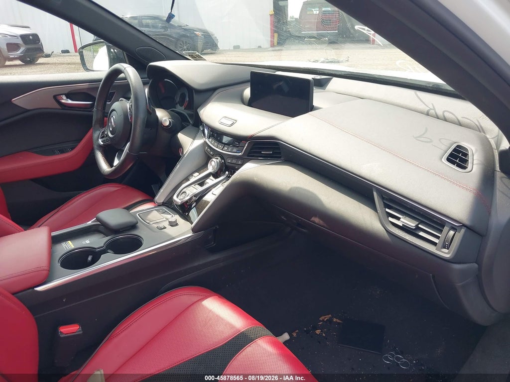 Acura TLX 2022