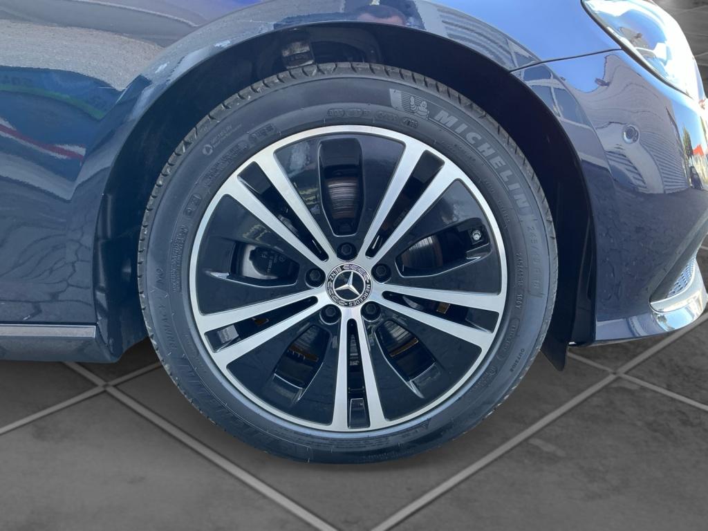 Mercedes-Benz E 220 2023