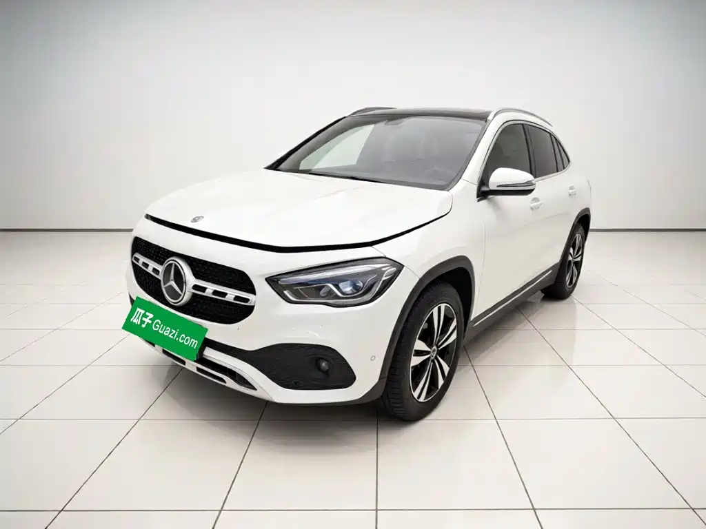 Mercedes-Benz GLA 2021
