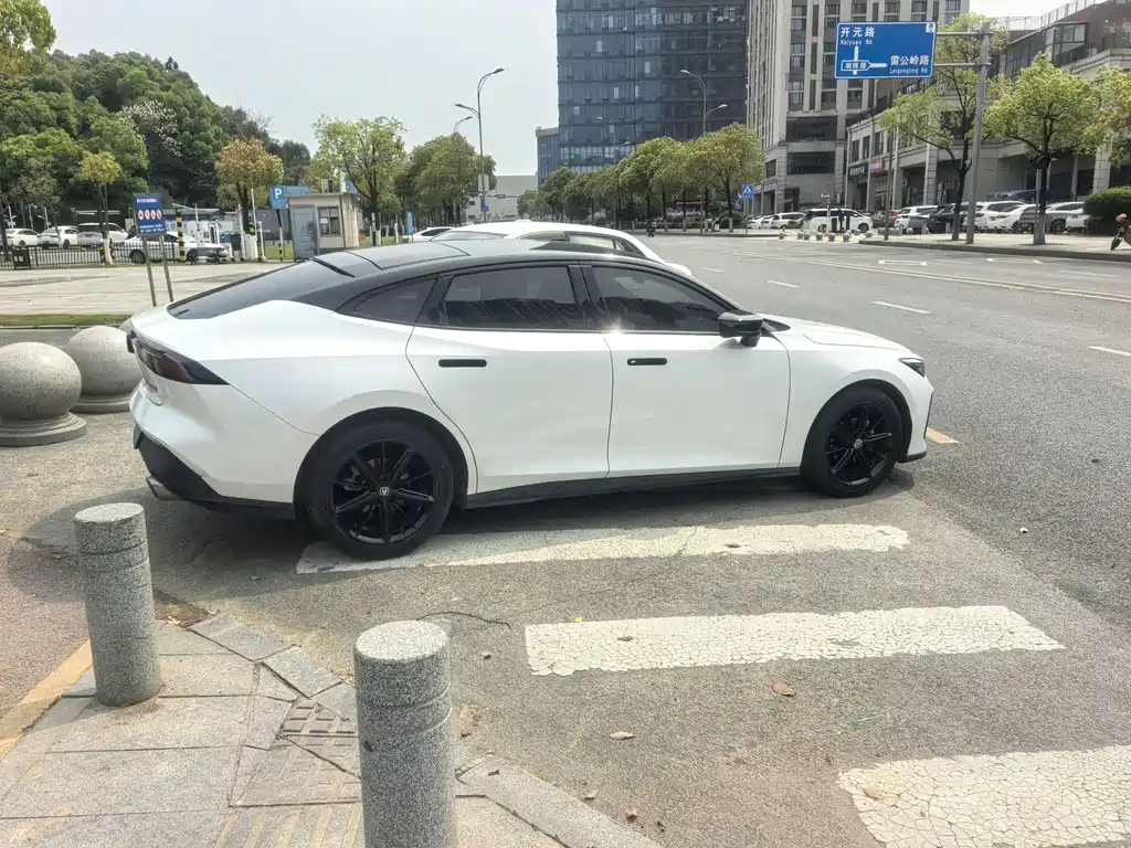 Changan UNI-V 2023