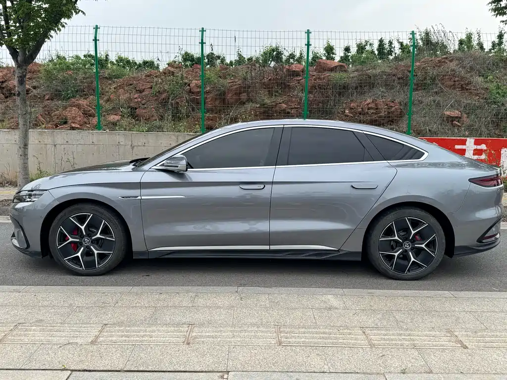 BYD Han 2022