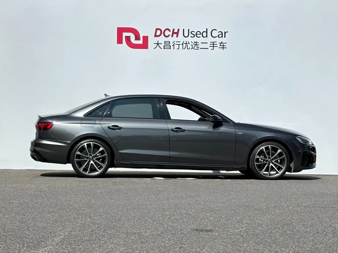 Audi A4 2023