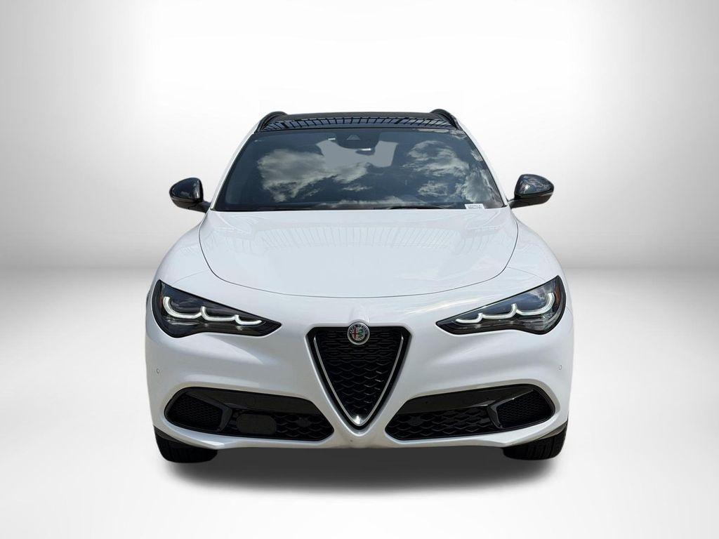 Alfa Romeo Stelvio 2024