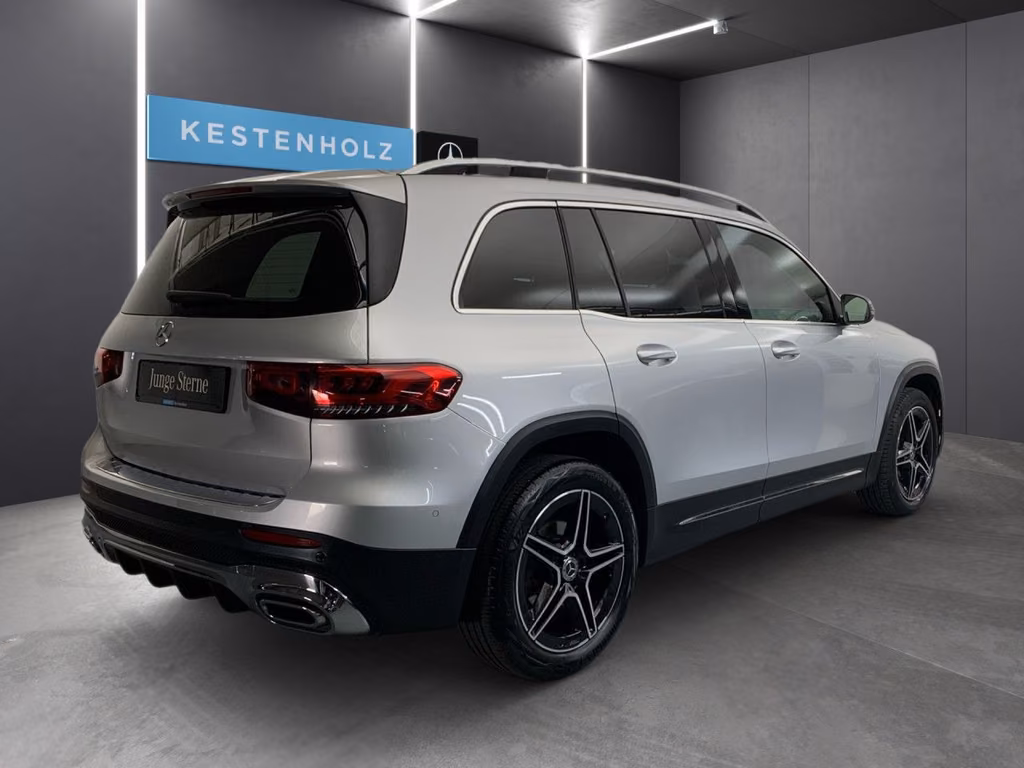 Mercedes-Benz GLB 200 2021