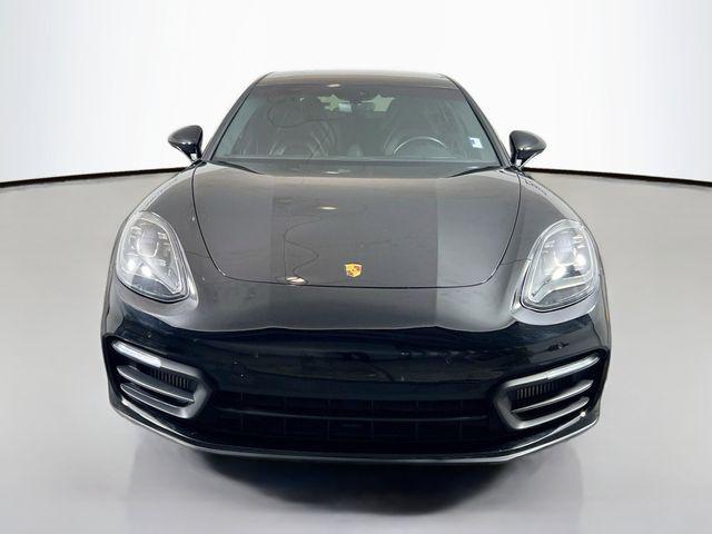 Porsche Panamera 2021