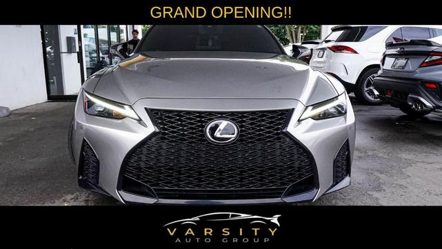 Lexus IS 2023