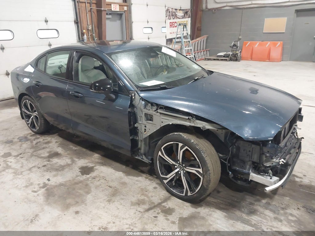 Volvo S60 2024