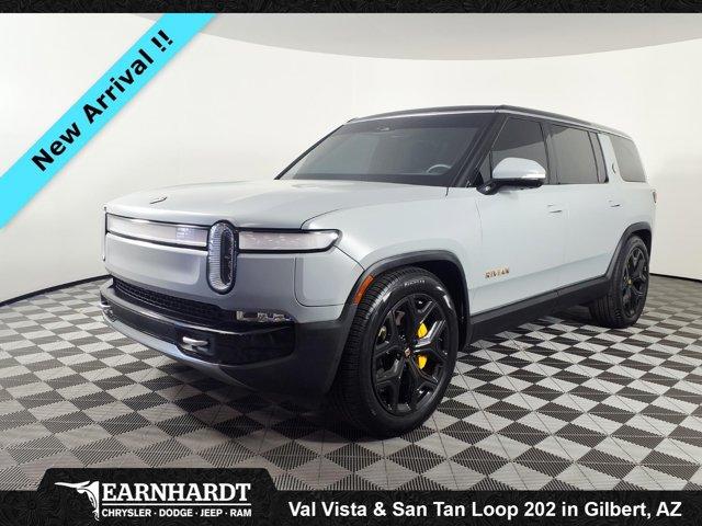 Rivian R1S 2024