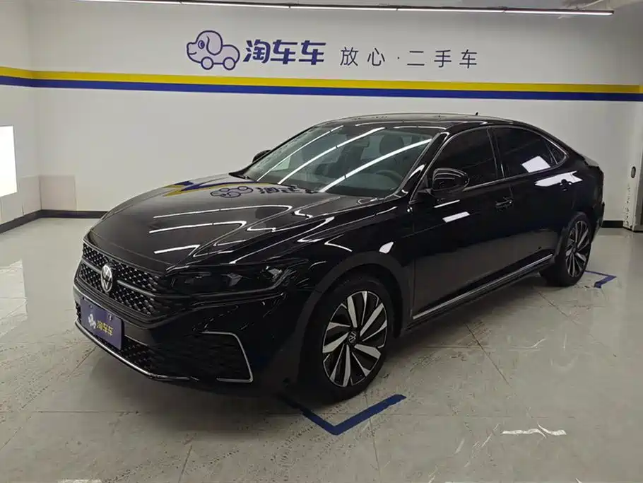 Volkswagen Passat 2022