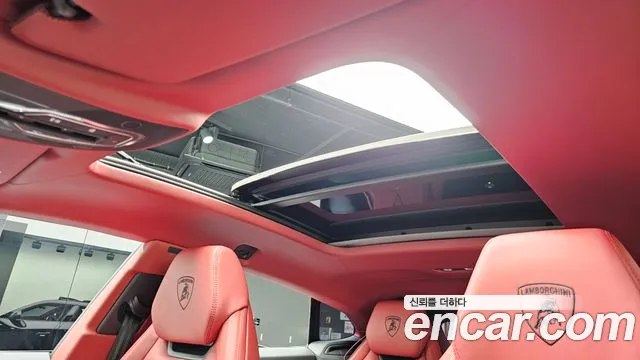 Lamborghini Urus 2021