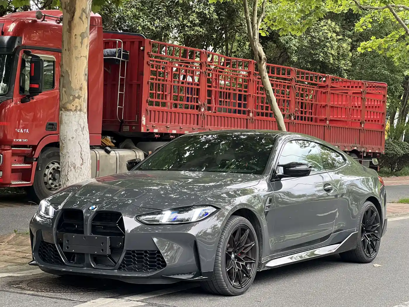 BMW M4 2025