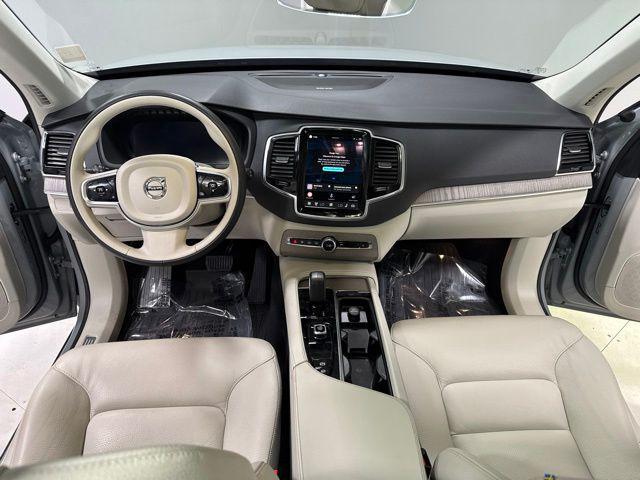 Volvo XC90 2025