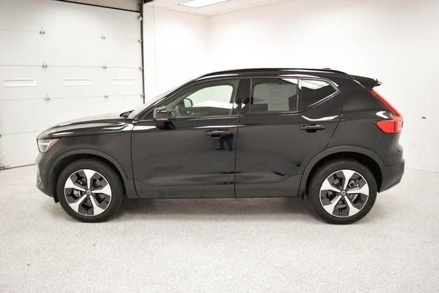 Volvo XC40 2023