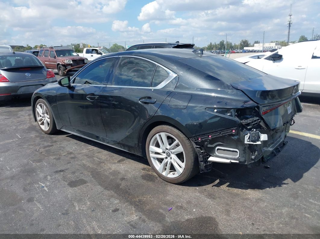 Lexus IS 300 2024