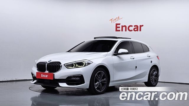 BMW 1 серии 2021