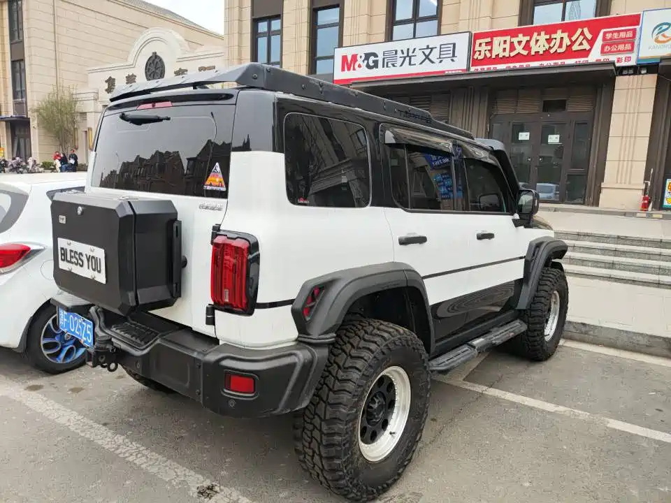 Tank 300 2023