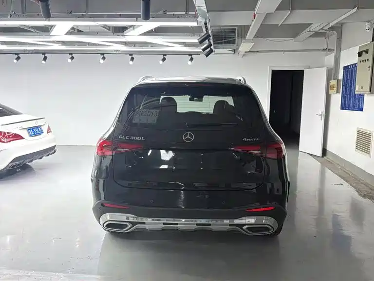 Mercedes-Benz GLC 2024
