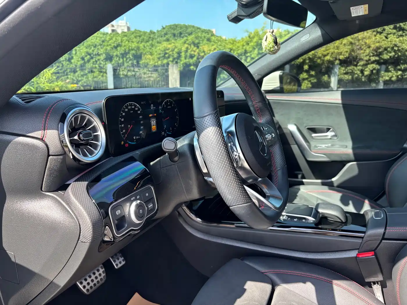 Mercedes-Benz CLA 2023