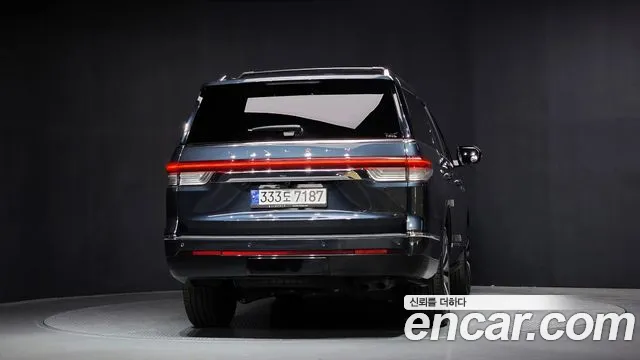 Lincoln Navigator 2022